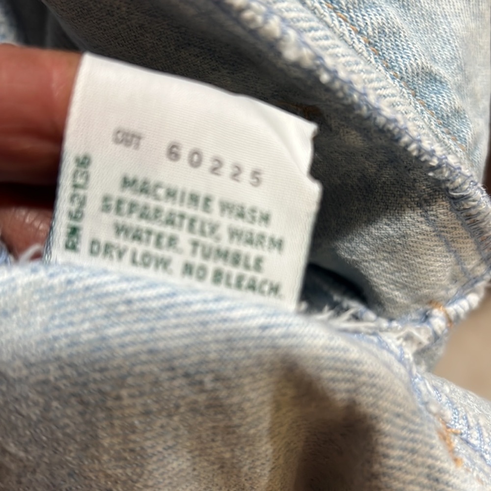 Guess jean jacket - Picture 11 of 16